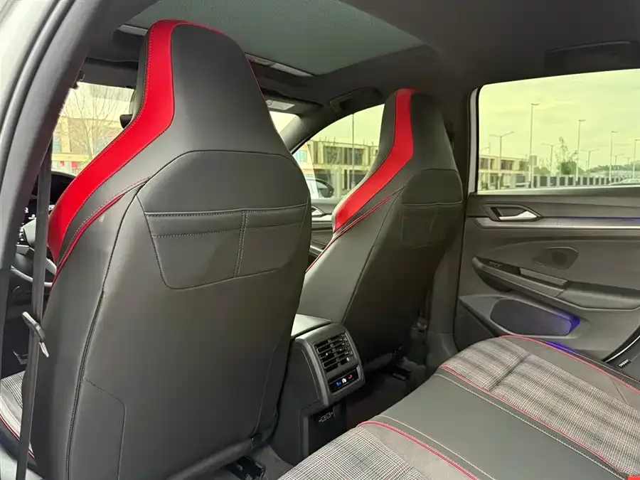 Volkswagen GOLF GTI Golf GTI 2025 380TSI DSG GTI 2025 — миниатюра 5