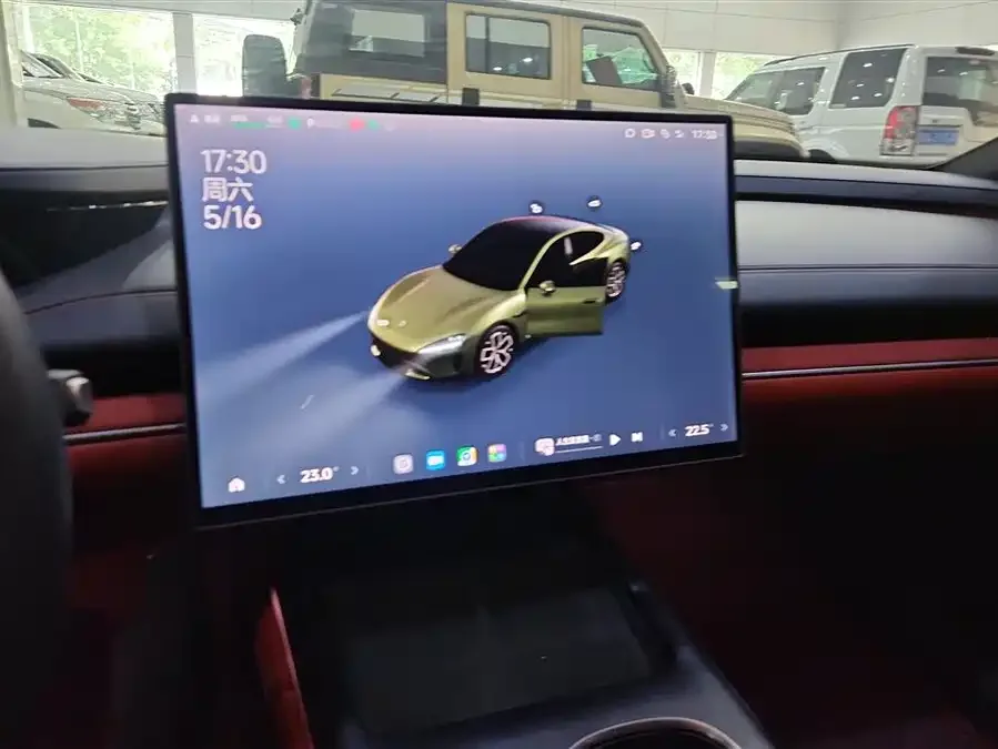 Xiaomi SU7 Xiaomi SU7 2024 rear-wheel drive long-range smart driving version 2024 — миниатюра 4