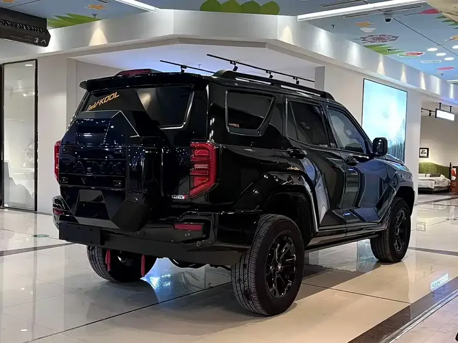 Tank 400 New Energy Tank 400 New Energy 2024 Hi4-T Off-Road Edition 2025 — миниатюра 3