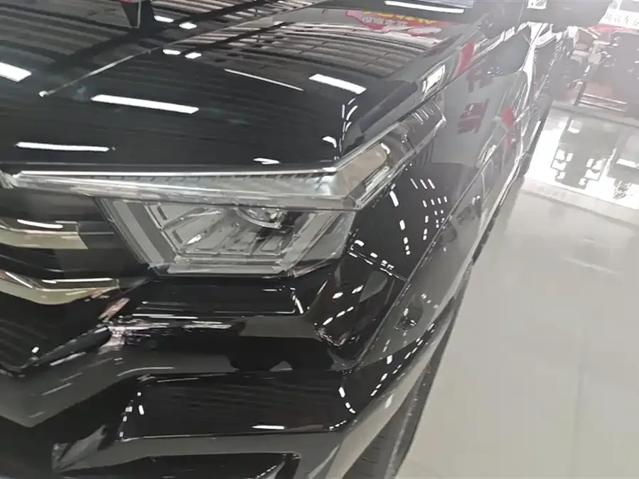 Tank 400 New Energy Tank 400 New Energy 2024 Hi4-T Off-Road Edition 2025 — миниатюра 2