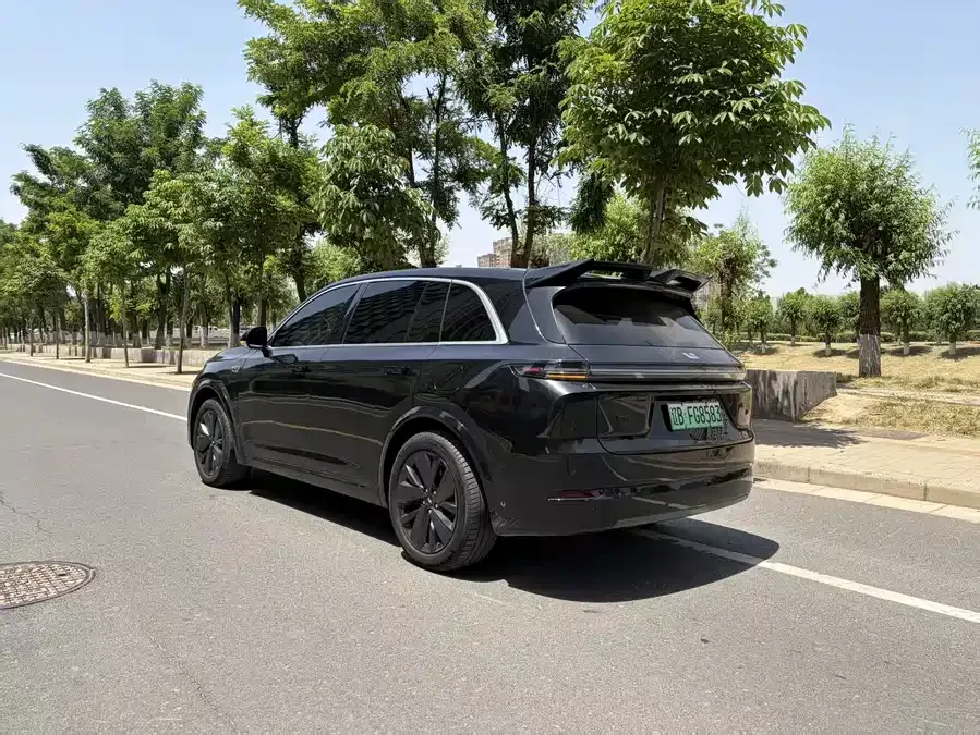 Li Xiang L7 Ideal L7 2025 Max Smart Renewal Edition 2025 — миниатюра 5
