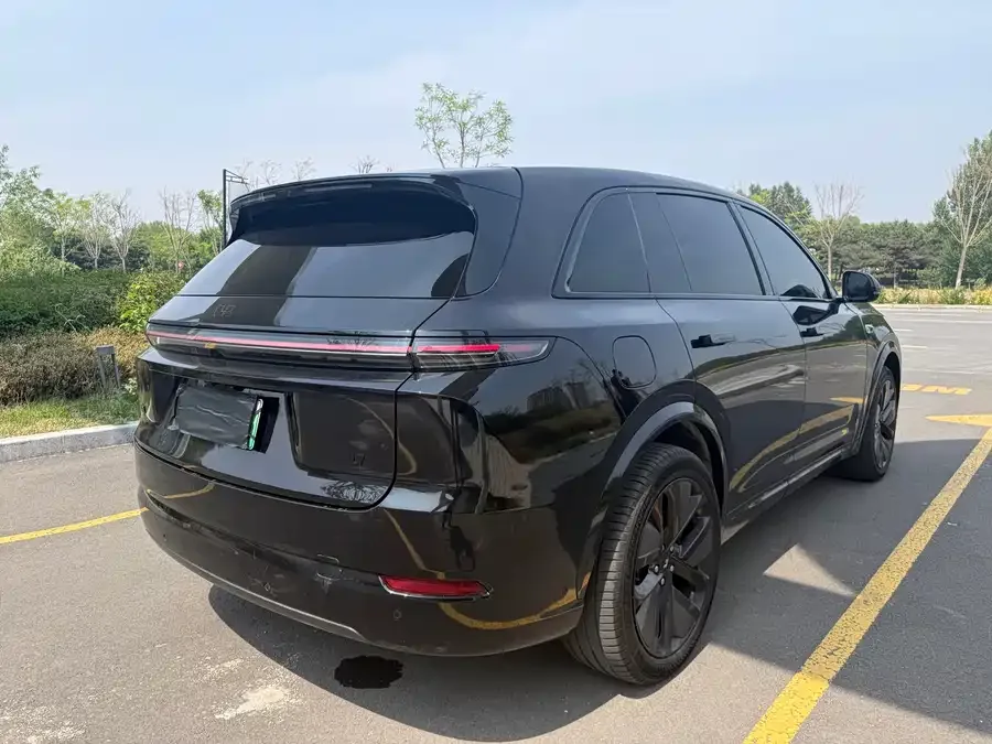 Li Xiang L7 Ideal L7 2025 Max Smart Renewal Edition 2025 — миниатюра 3