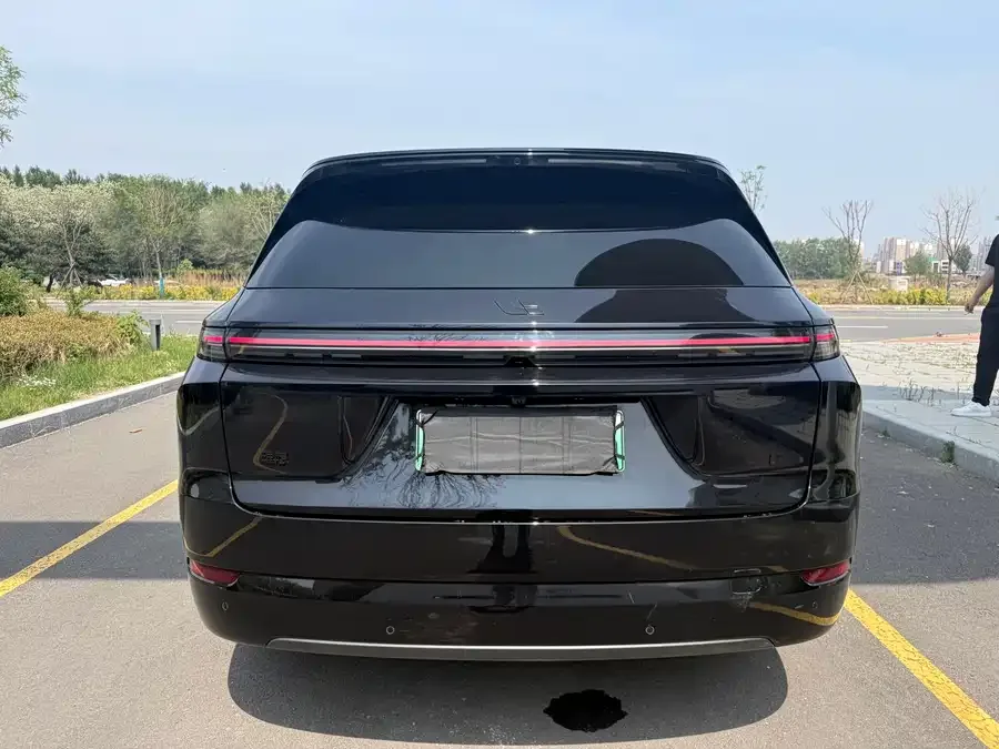 Li Xiang L7 Ideal L7 2025 Max Smart Renewal Edition 2025 — миниатюра 5