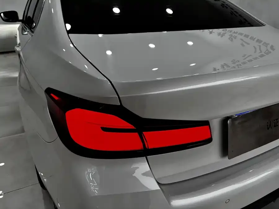 BMW 5 Series BMW 5 Series 2023 530Li Leading M Sport Package 2023 — миниатюра 3
