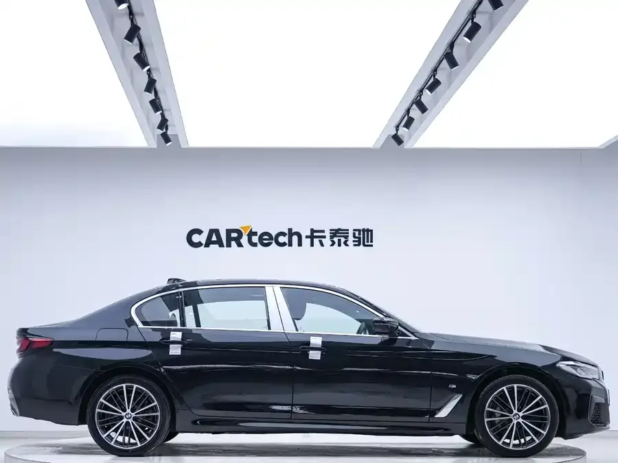BMW 5 Series BMW 5 Series 2022 facelift 530Li Leading M Sport Package 2022 — миниатюра 3