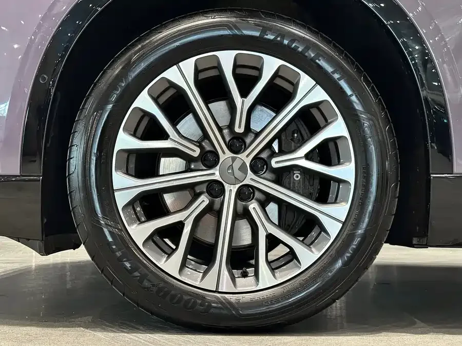 NIO EC6 NIO EC6 2025 75kWh 2025 — миниатюра 2