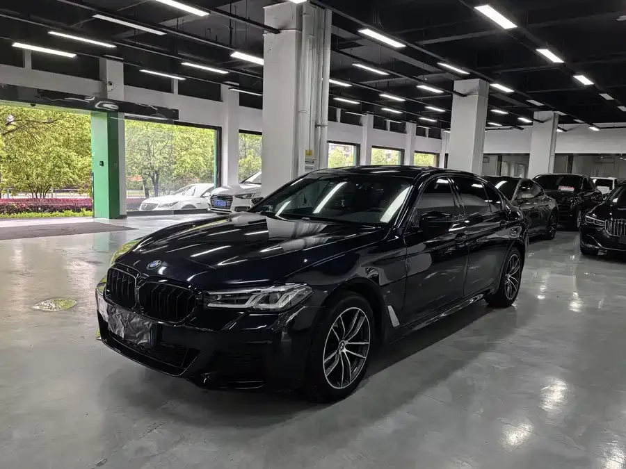 BMW 5 Series 2022