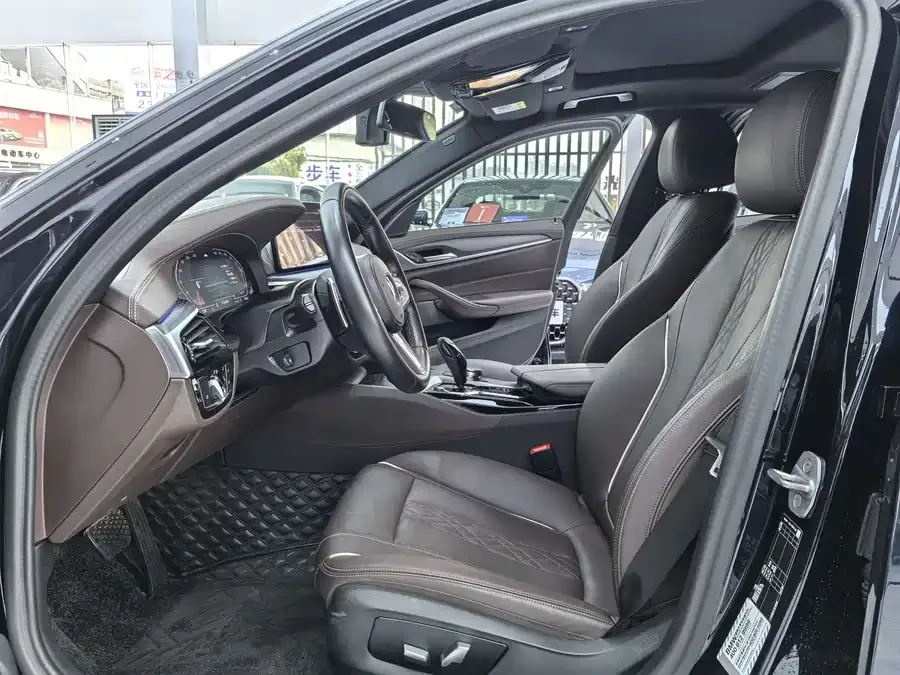 BMW 5 Series BMW 5 Series 2023 530Li Leading M Sport Package 2023 — миниатюра 2
