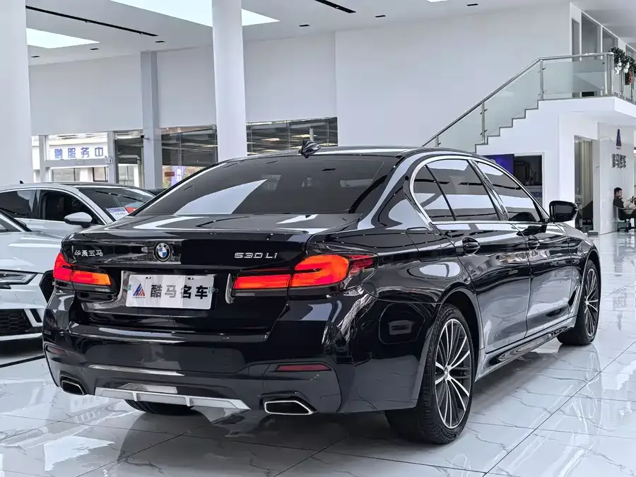 BMW 5 Series BMW 5 Series 2023 530Li Leading M Sport Package 2023 — миниатюра 4
