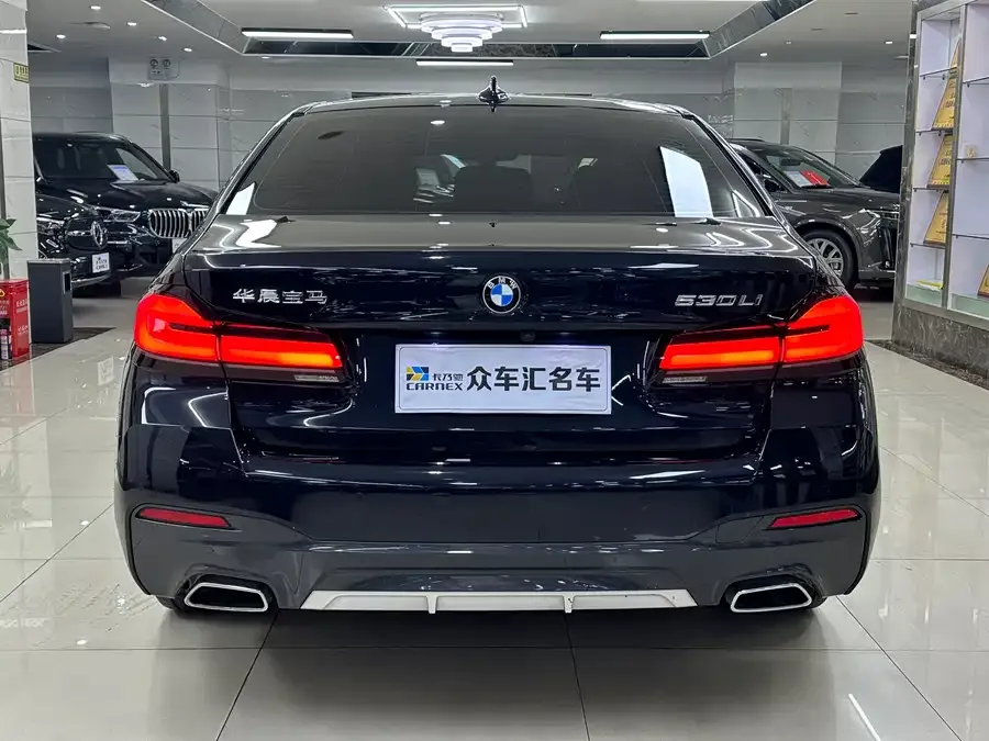 BMW 5 Series BMW 5 Series 2023 530Li Leading M Sport Package 2023 — миниатюра 2