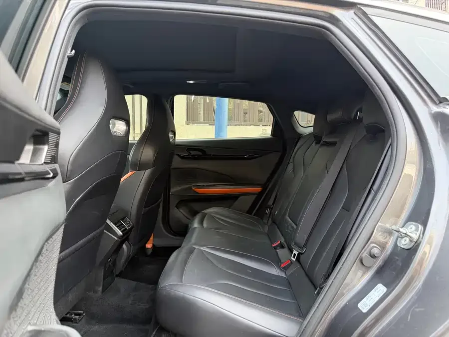 Changan UNI-V Changan UNI-V 2023 1.5T Premium Edition 2023 — миниатюра 4