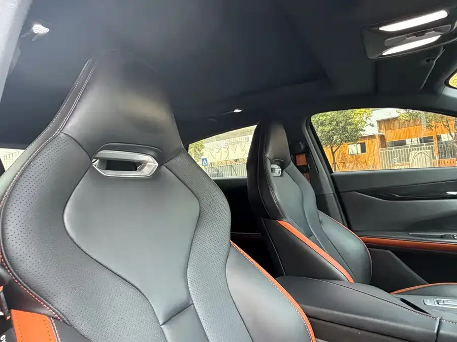 Changan UNI-V Changan UNI-V 2023 1.5T Premium Edition 2023 — миниатюра 5