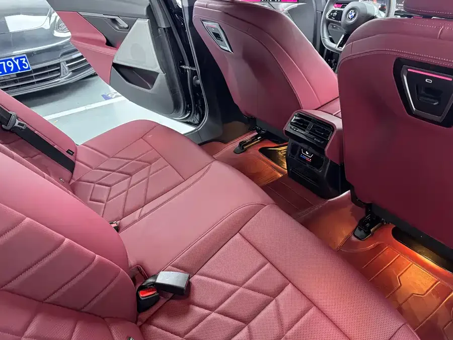 BMW 5 Series BMW 5 Series 2025 525Li M Sport Package 2025 — миниатюра 4