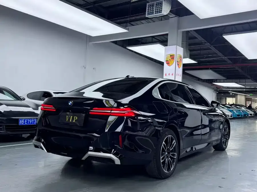 BMW 5 Series BMW 5 Series 2025 525Li M Sport Package 2025 — миниатюра 5