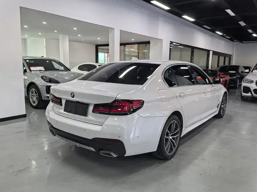BMW 5 Series BMW 5 Series 2022 525Li M Sport Package 2022 — миниатюра 2