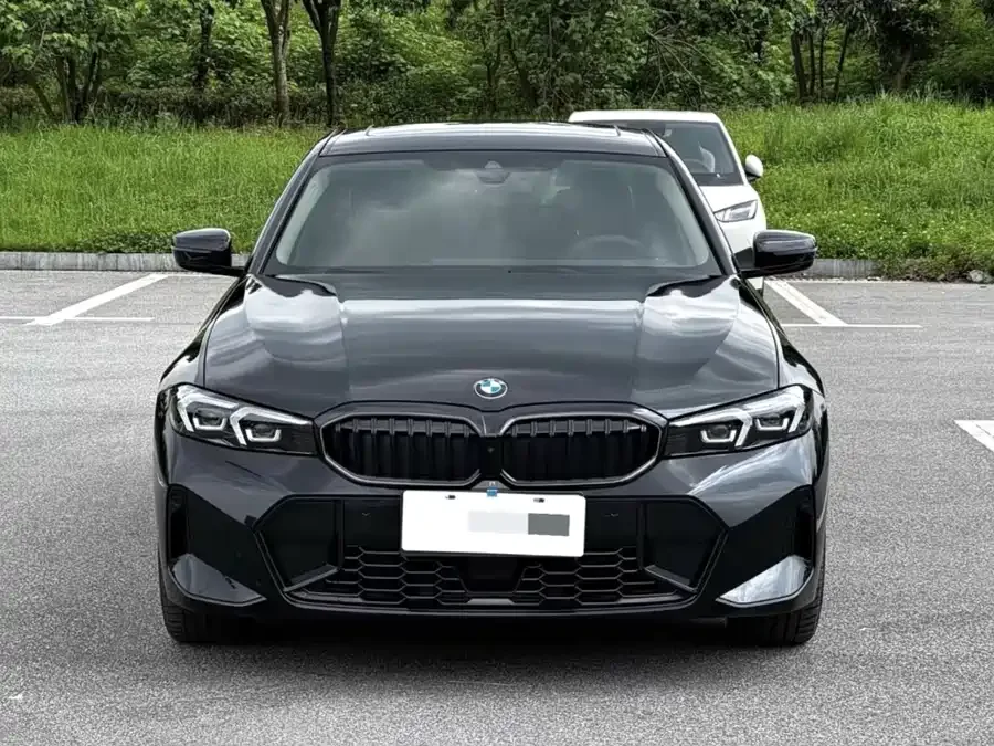 BMW 3 Series BMW 3 Series 2025 330Li M Sport Night Edition 2025 — миниатюра 2