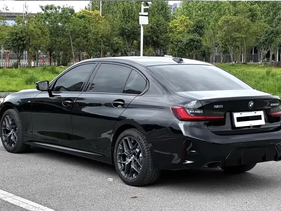 BMW 3 Series BMW 3 Series 2025 330Li M Sport Night Edition 2025 — миниатюра 4