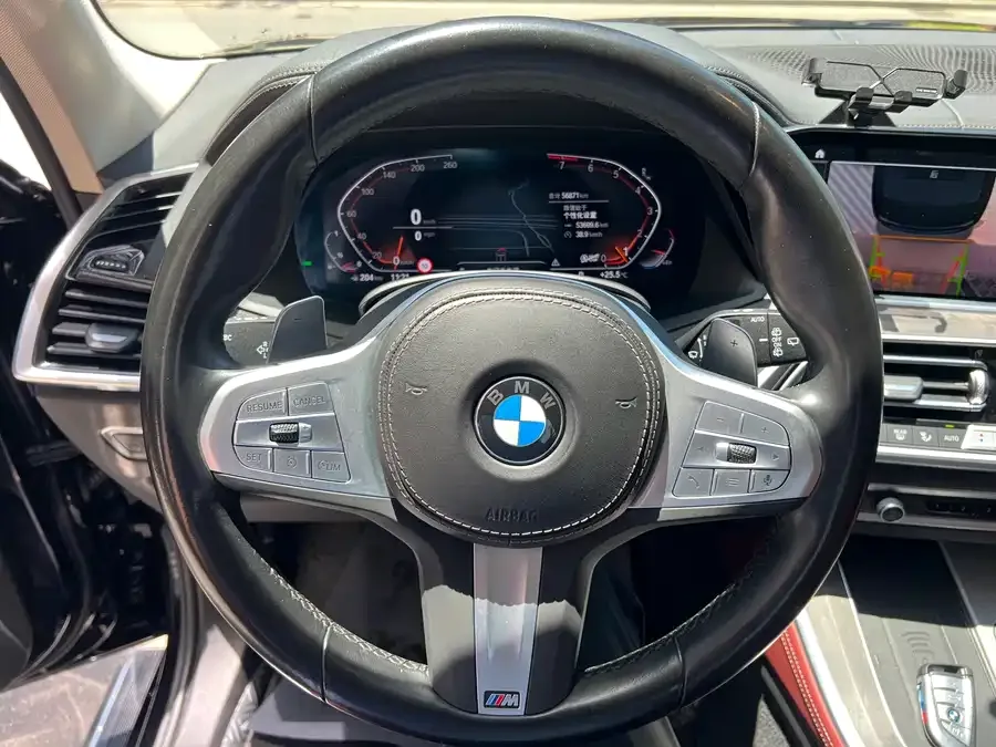 BMW X5 2023 xDrive 30Li Exclusive M Sport Night Edition 2023 — миниатюра 4