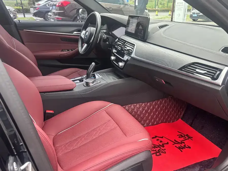 BMW 5 Series BMW 5 Series 2023 530Li Leading M Sport Package 2024 — миниатюра 2
