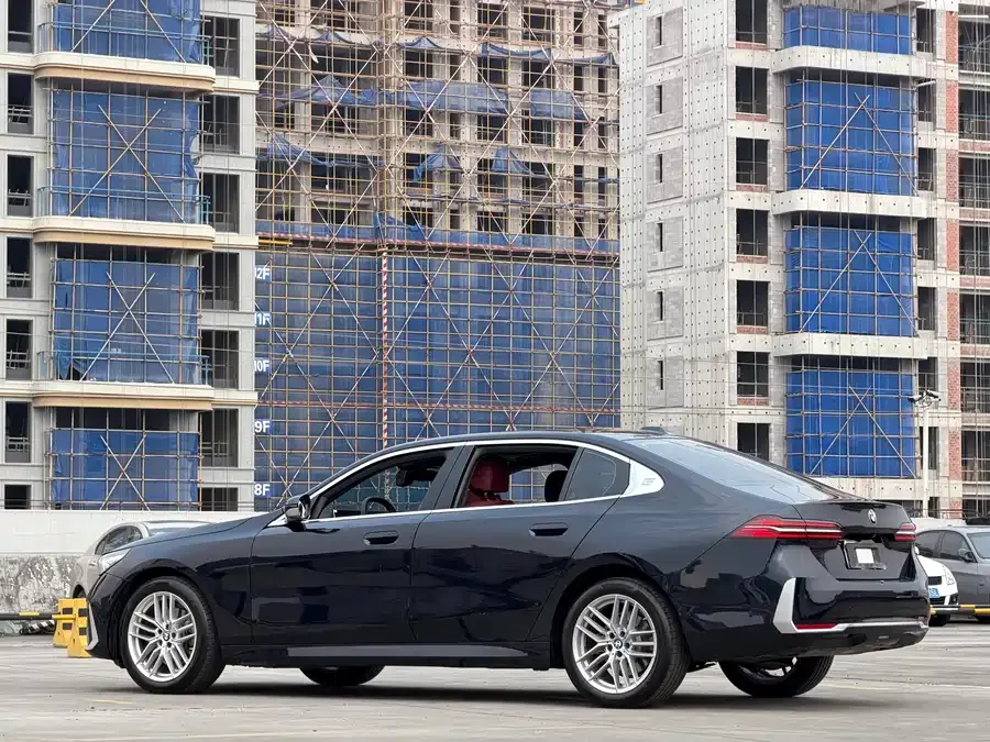 BMW 5 Series BMW 5 Series 2024 525Li M Sports Package 2025 — миниатюра 4