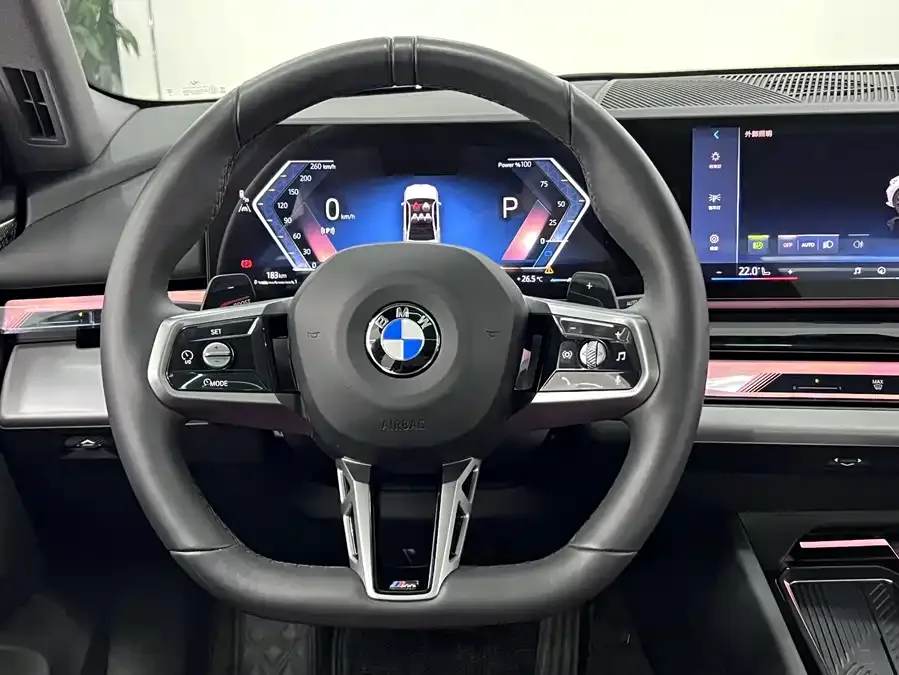BMW 5 Series BMW 5 Series 2025 530Li Leading M Sport Package 2025 — миниатюра 4