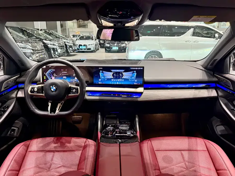 BMW 5 Series BMW 5 Series 2025 530Li Exclusive M Sport Package 2025 — миниатюра 4