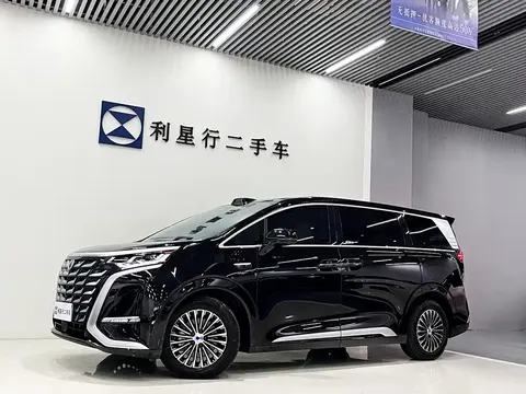 BYD D9 2025 купить в Москве
