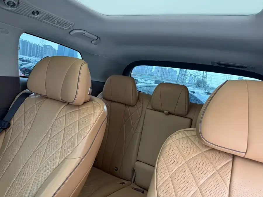 BYD D9 BYD D9 2022 DM-i 970 4WD Flagship Model 2023 — миниатюра 5