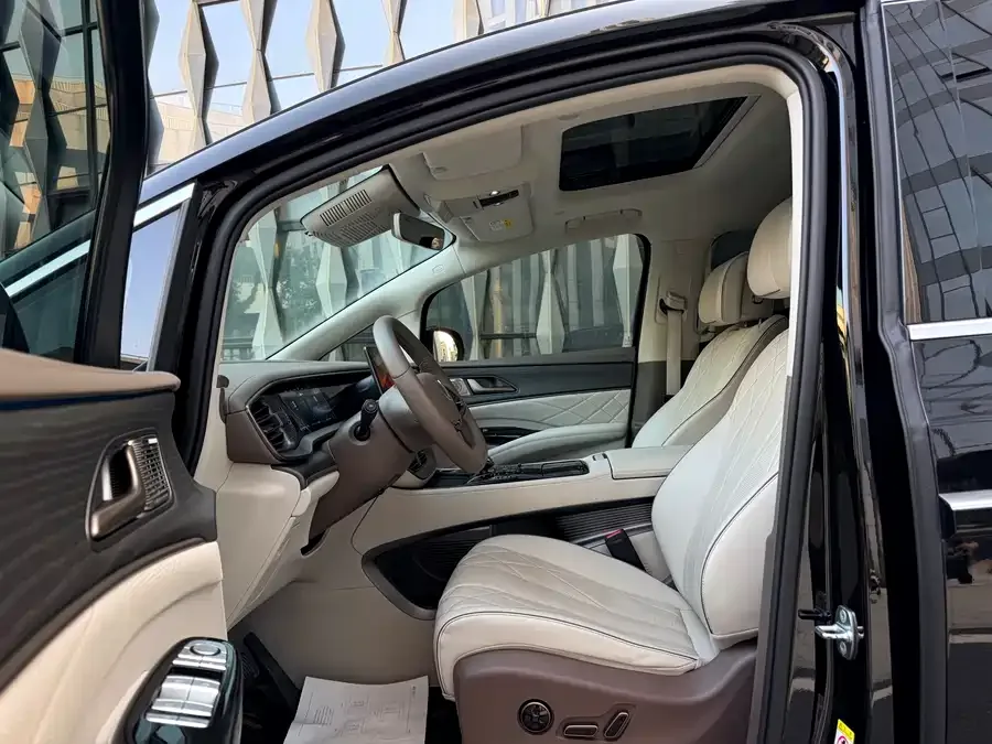 BYD D9 BYD D9 2022 DM-i 970 4WD Flagship Model 2023 — миниатюра 2