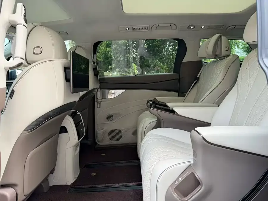 BYD D9 BYD D9 2022 DM-i 970 4WD Flagship Model 2023 — миниатюра 2