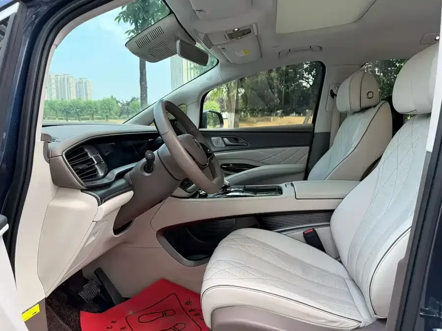 BYD D9 BYD D9 2022 DM-i 970 4WD Flagship Model 2023 — миниатюра 4