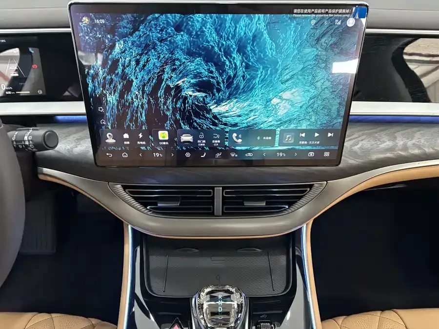 BYD D9 DENZA D9 2024 DM-i 970 Luxury Edition 2025 — миниатюра 5