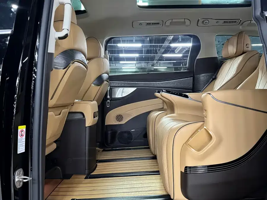 BYD D9 DENZA D9 2024 DM-i 1050 Premium Edition 2024 — миниатюра 4