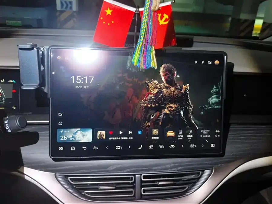 BYD D9 DENZA D9 2022 DM-i 970 4WD Premium Edition 2023 — миниатюра 4