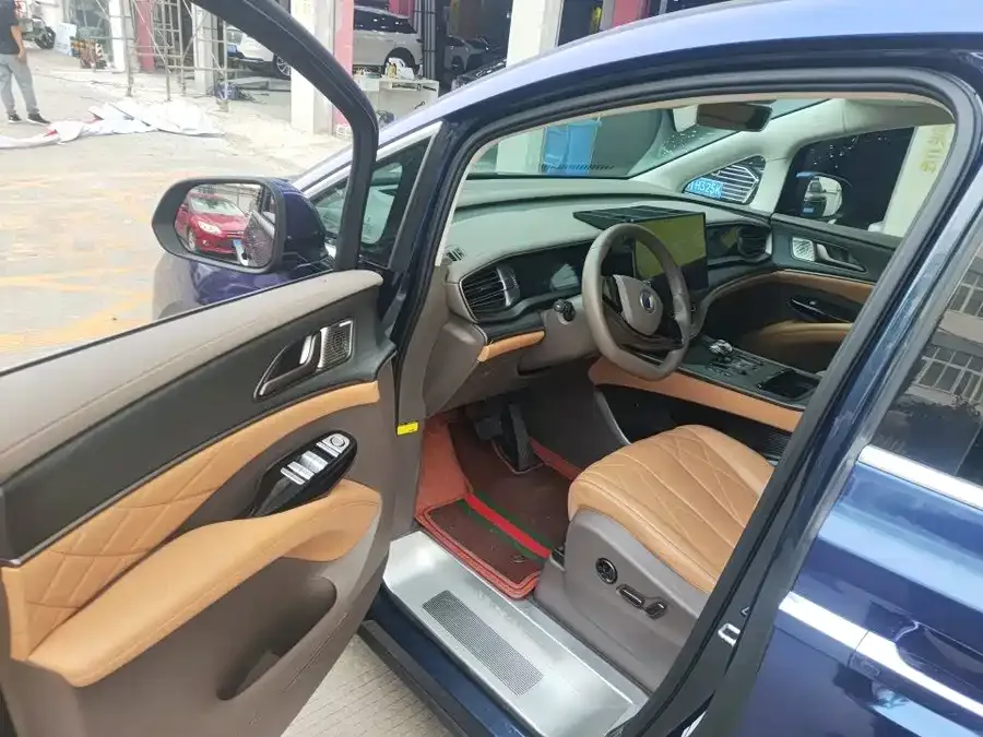 BYD D9 BYD D9 2022 DM-i 970 4WD Flagship Model 2023 — миниатюра 2