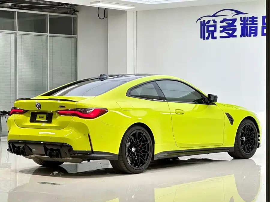 BMW M4 2022 M4 Coupe Thunder Edition 2023 — миниатюра 3