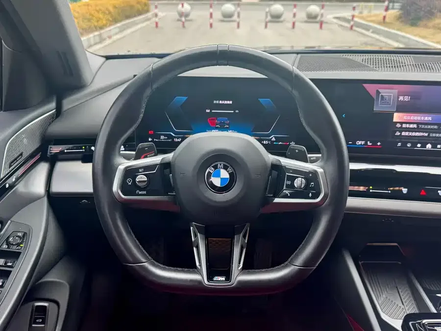 BMW 5 Series BMW 5 Series 2024 525Li M Sports Package 2024 — миниатюра 3