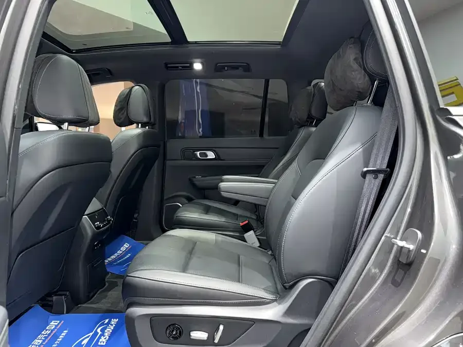 Li Xiang One Ideal ONE 2021 extended range 6-seater version 2022 — миниатюра 5