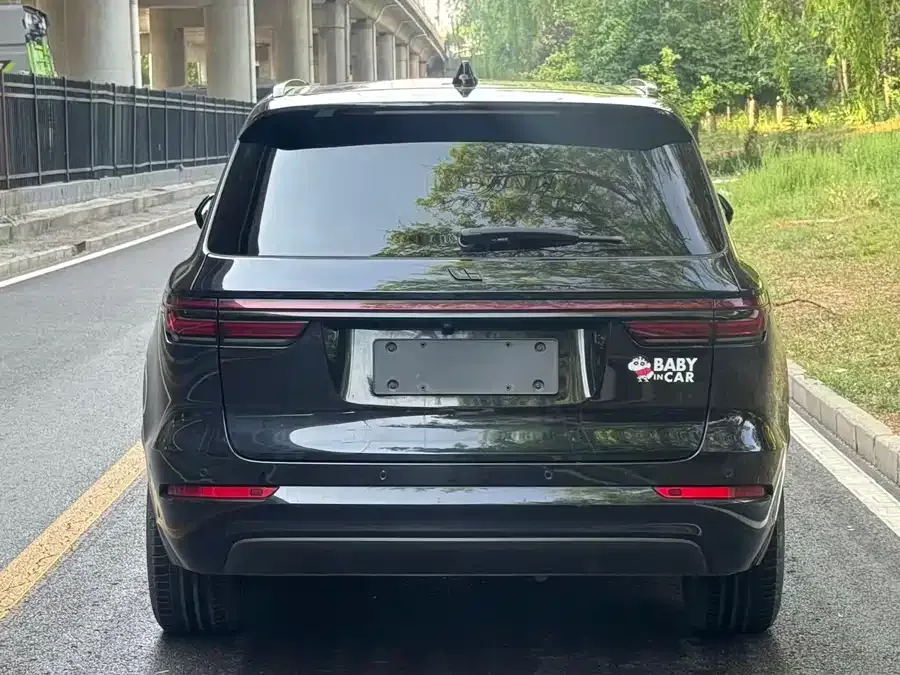Li Xiang One Ideal ONE 2021 extended range 6-seater version 2022 — миниатюра 2