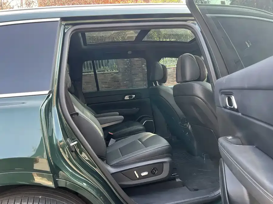 Li Xiang One Ideal ONE 2021 extended range 6-seater version 2022 — миниатюра 3