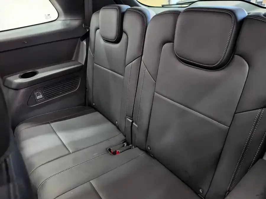 Li Xiang One Ideal ONE 2021 extended range 6-seater version 2022 — миниатюра 3