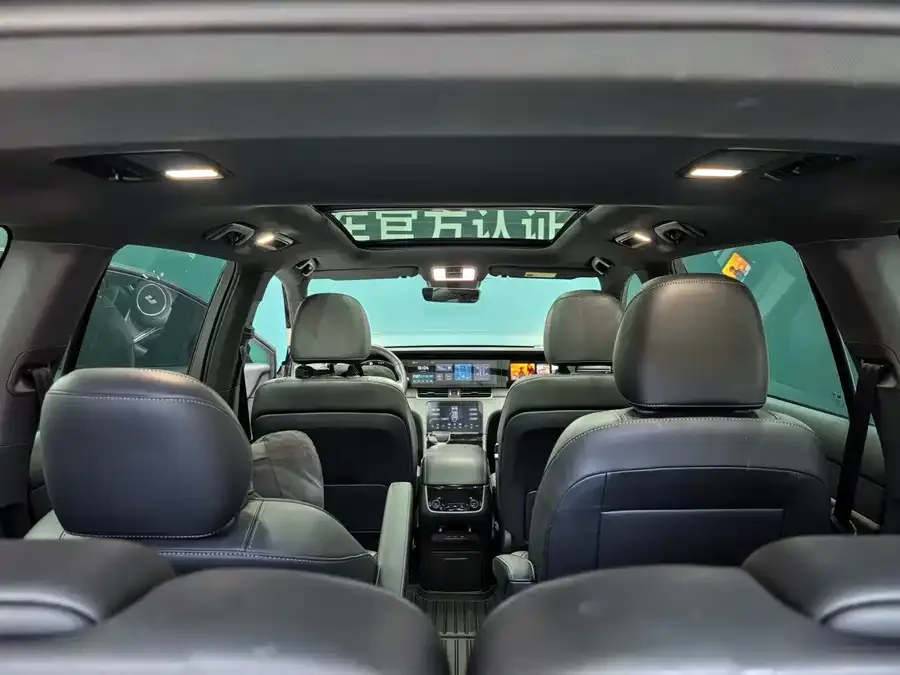 Li Xiang One Ideal ONE 2021 extended range 6-seater version 2022 — миниатюра 5