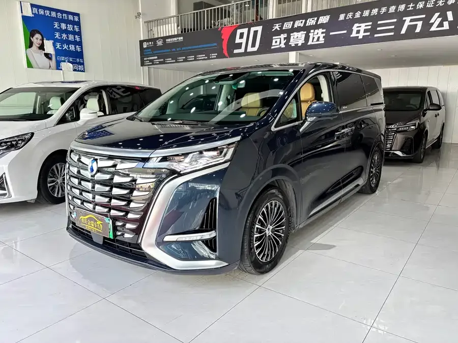 BYD D9 2023