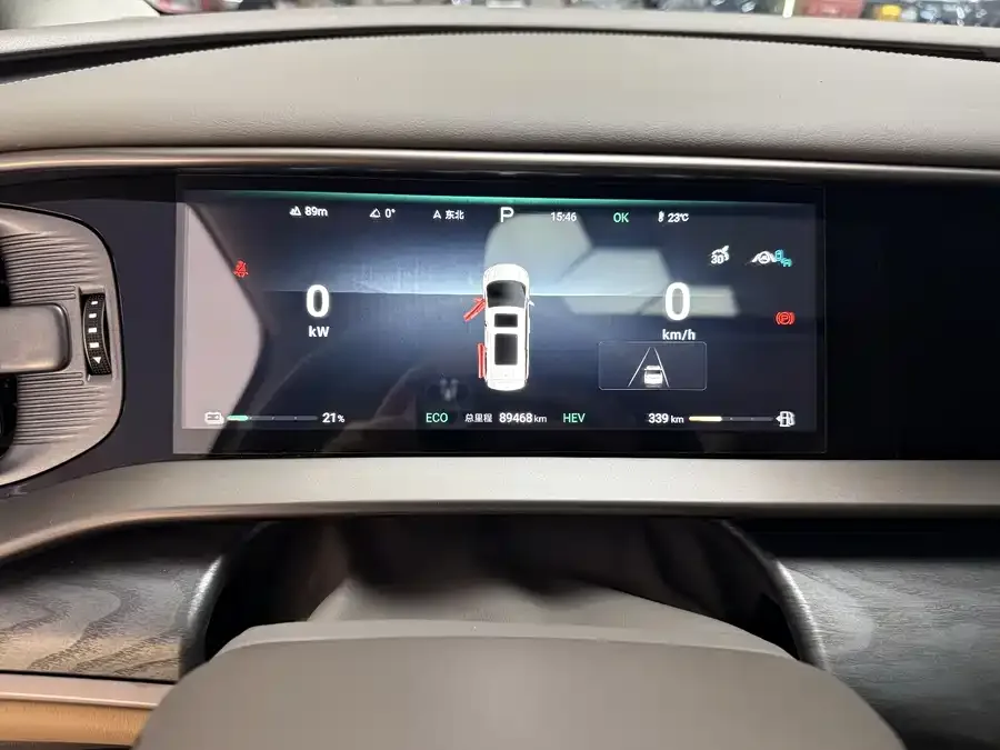 BYD D9 DENZA D9 2022 DM-i 1040 Premium Edition 2023 — миниатюра 4