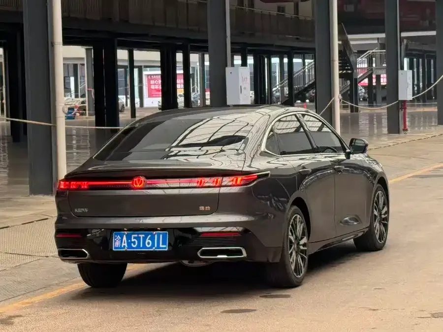 Changan Yidong Changan Eado 2026 1.5L Blue Whale Smart Enjoyment Edition 2026 — миниатюра 4