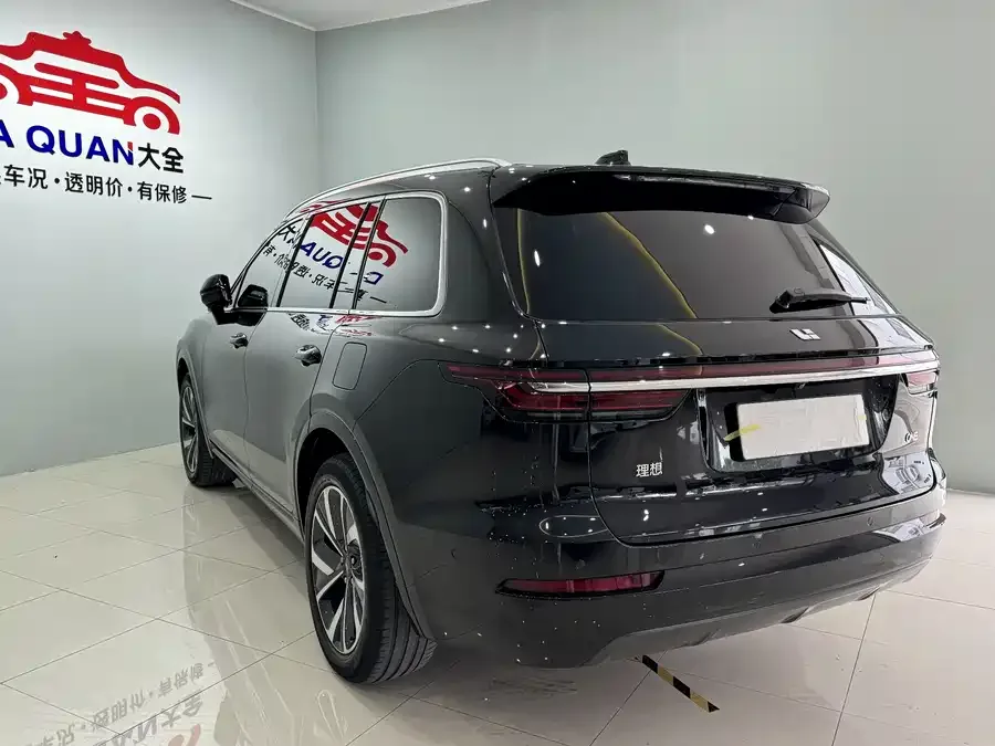 Li Xiang One Ideal ONE 2021 extended range 6-seater version 2022 — миниатюра 5