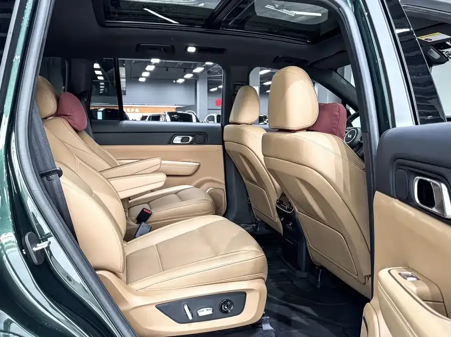 Li Xiang One Ideal ONE 2021 extended range 6-seater version 2022 — миниатюра 2