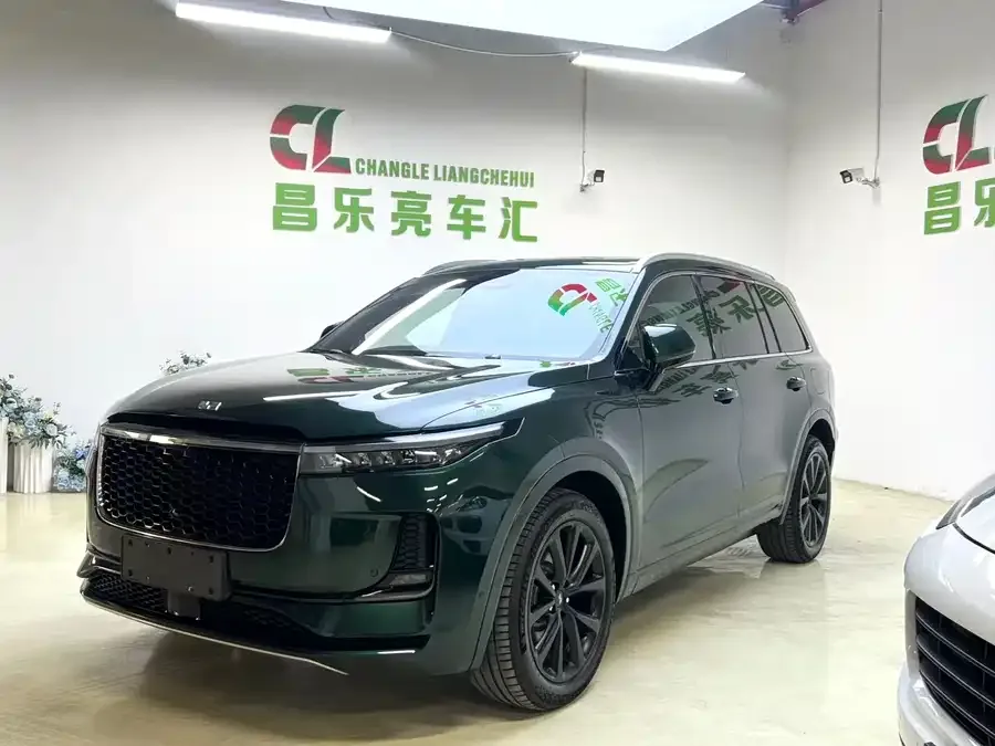 Li Xiang One Ideal ONE 2021 extended range 6-seater version 2022 — миниатюра 2
