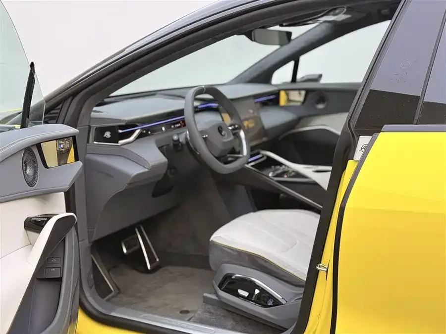 Lotus ELETRE Eletre 2025 600 Executive Edition 2026 — миниатюра 5