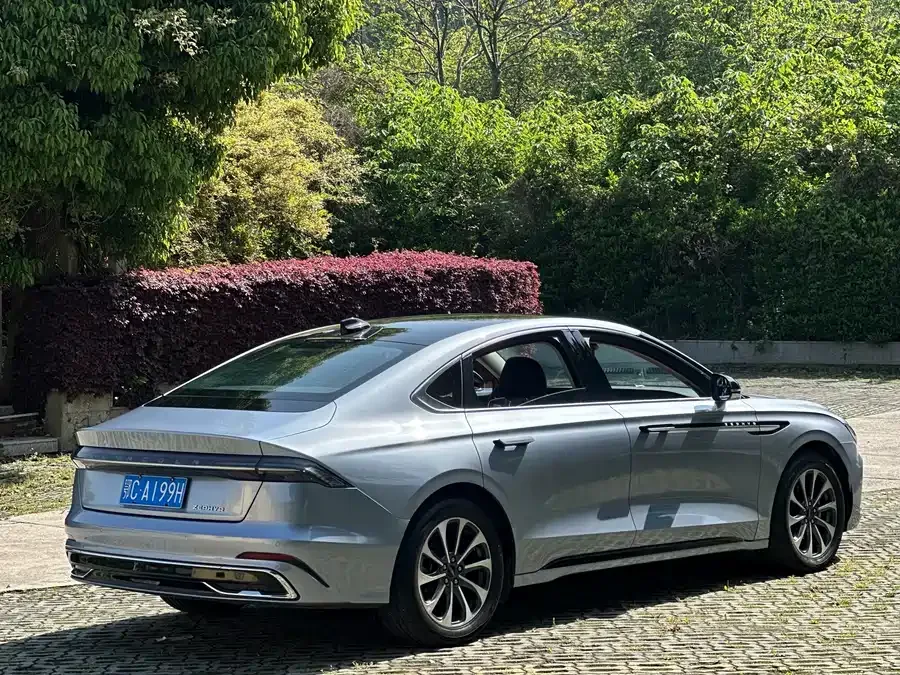 Lincoln Z 2022 i Cool Zunyue Edition 2023 — миниатюра 2